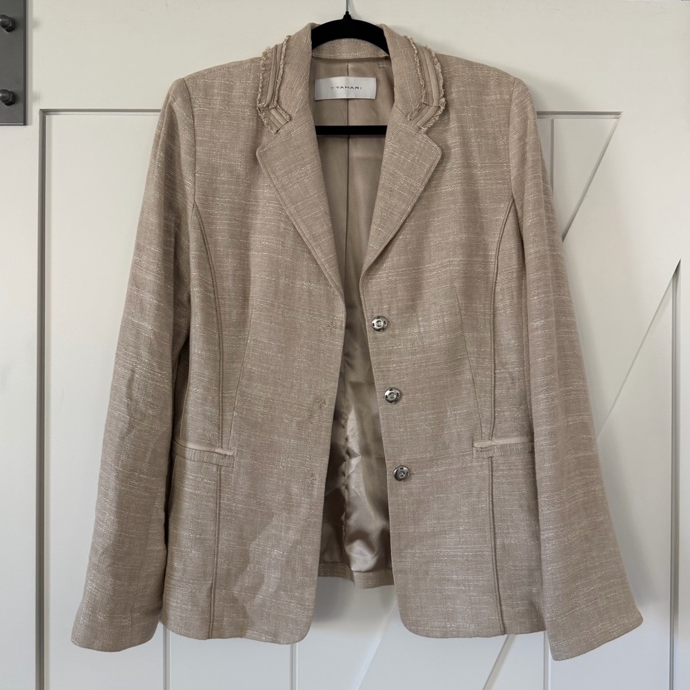 T Tahari Linen Blend Blazer